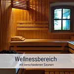 Gut Weihersmuehle * Leutershausen (Bavaria)