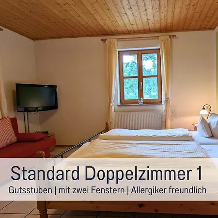 Gut Weihersmuehle Country house *